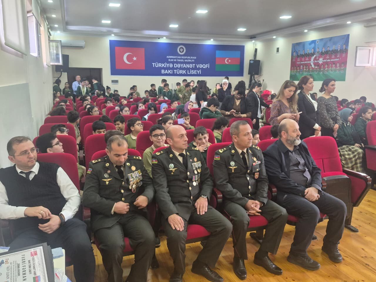 Türkiyə Diyanət Vəqfi Bakı Türk Liseyində Zəfər Günü münasibətilə tədbir keçirildi - ÖZƏL