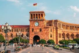 ABŞ RƏSMİSİ İRƏVANA SƏFƏR EDİB