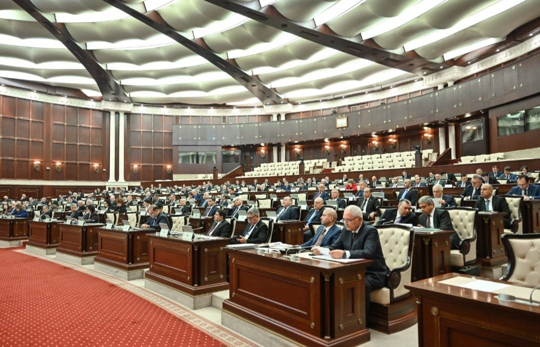 Milli Məclisdə 2026-cı ilin dövlət büdcəsi layihəsi birinci oxunuşda qəbul edilib