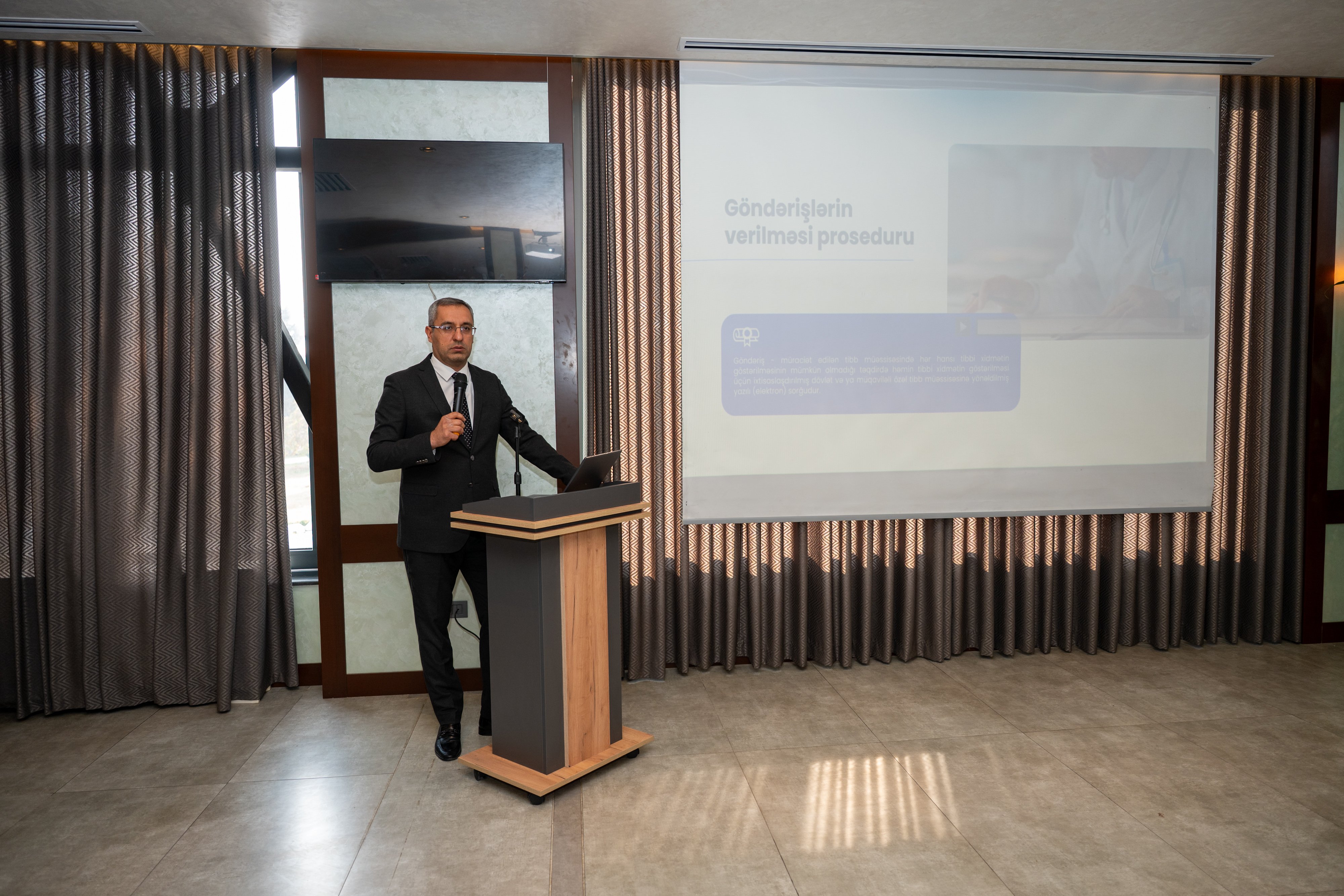 İcbari tibbi sığortada göndəriş sistemi sadələşdirilir - Vətəndaş istədiyi özəl klinikanı seçə bilər