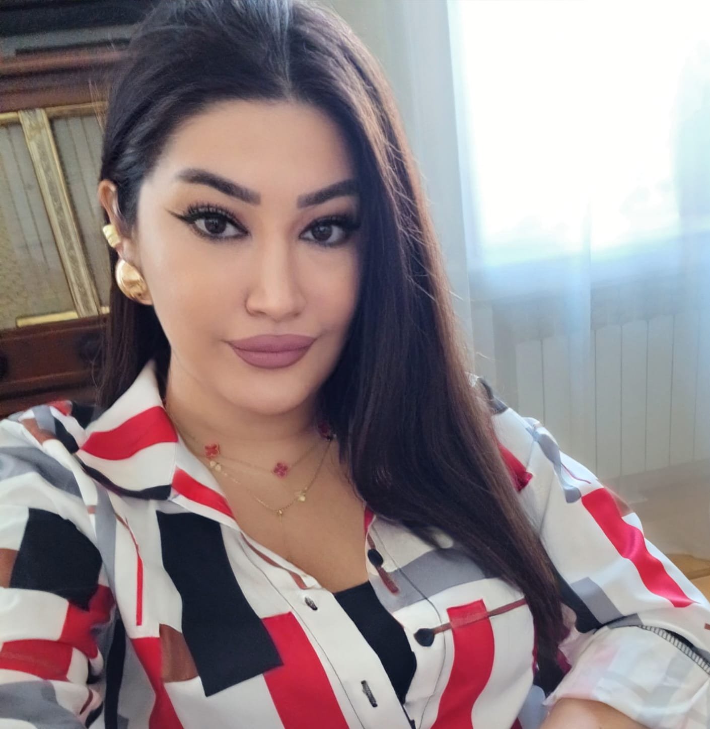 "Məhsəti Gəncəvini təhqir etmək insanlığa qarşı cinayətdir!"