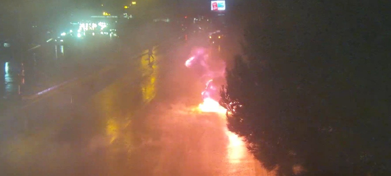 "20 Yanvar" metro stansiyası istiqamətində nəqliyyatın hərəkətində sıxlıq yaranıb