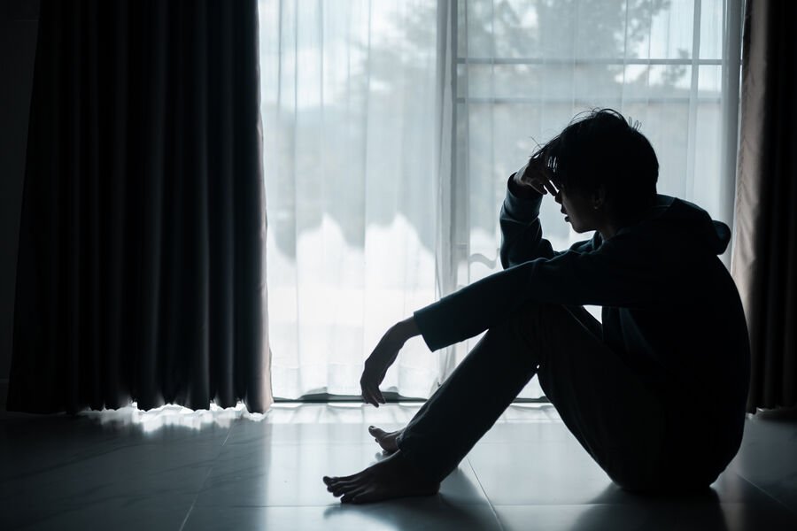 Yeniyetmə pedofilin dilindən dişləyərək özünü qorumağa çalışdı