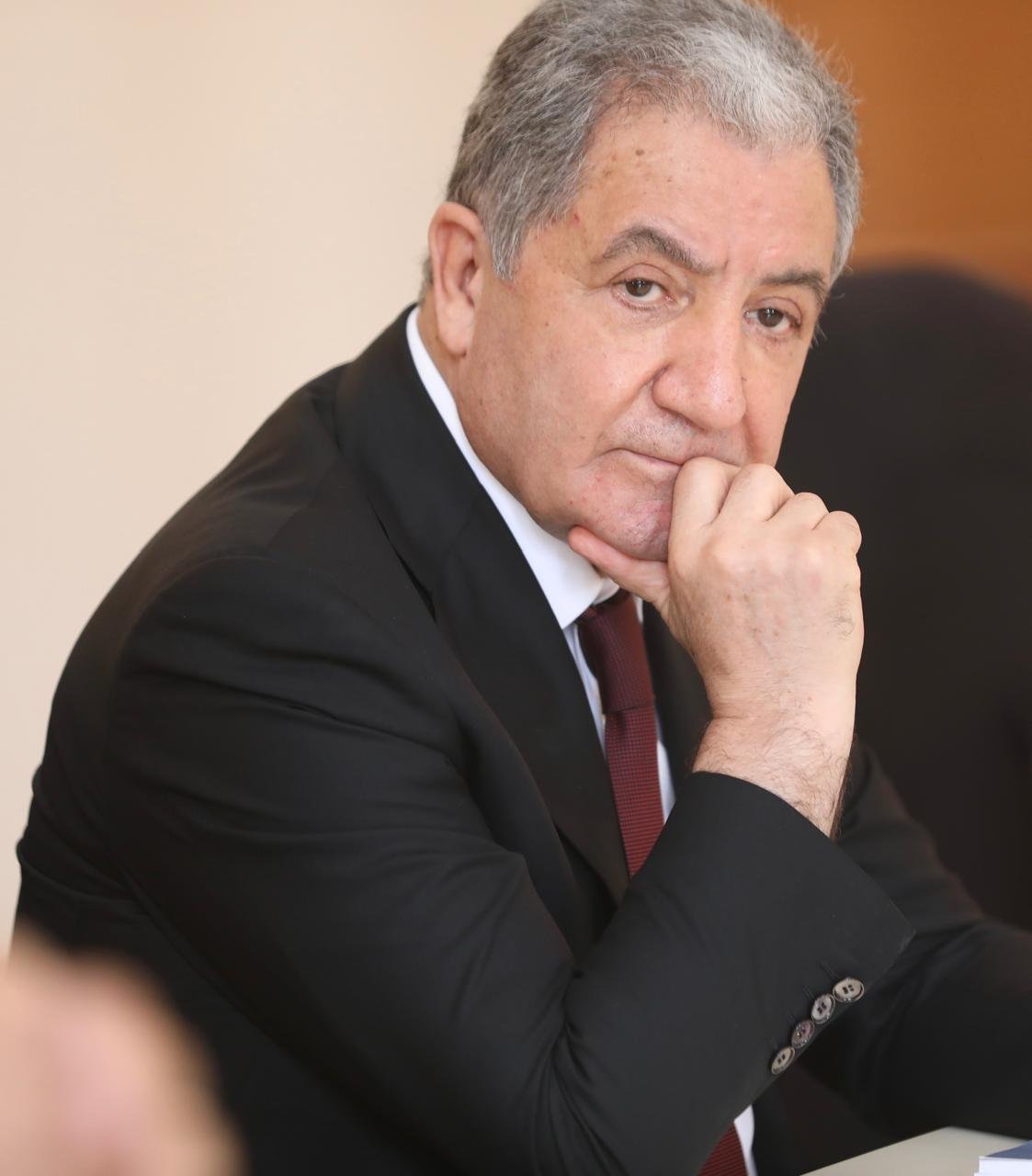 “Vitse-prezidentin sərrast zərbəsindən sonra üzləri olmamalıdır” - Foto