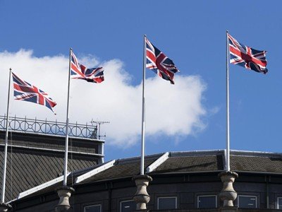 Böyük Britaniya ABŞ-a İran üzrə hərbi bazalarını istifadəyə verməkdən imtina edib