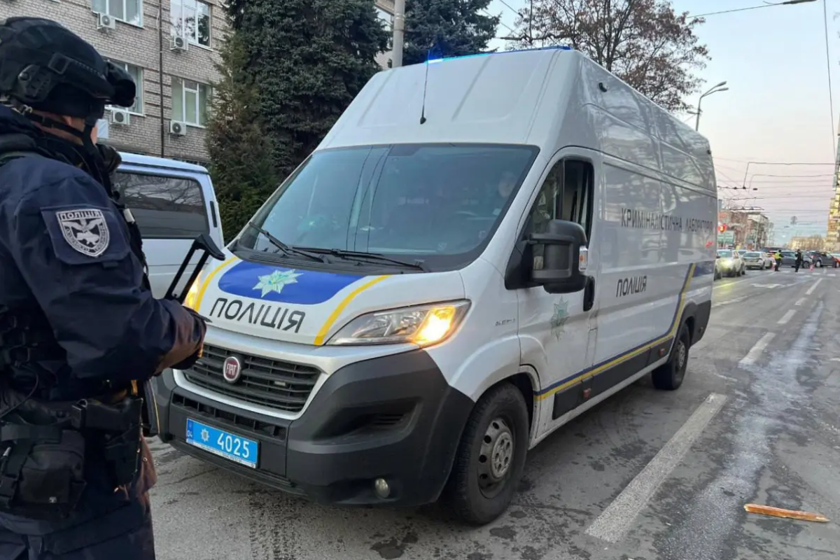 Ukraynada liseydə təlim sursatı partlayıb, iki şagird xəsarət alıb