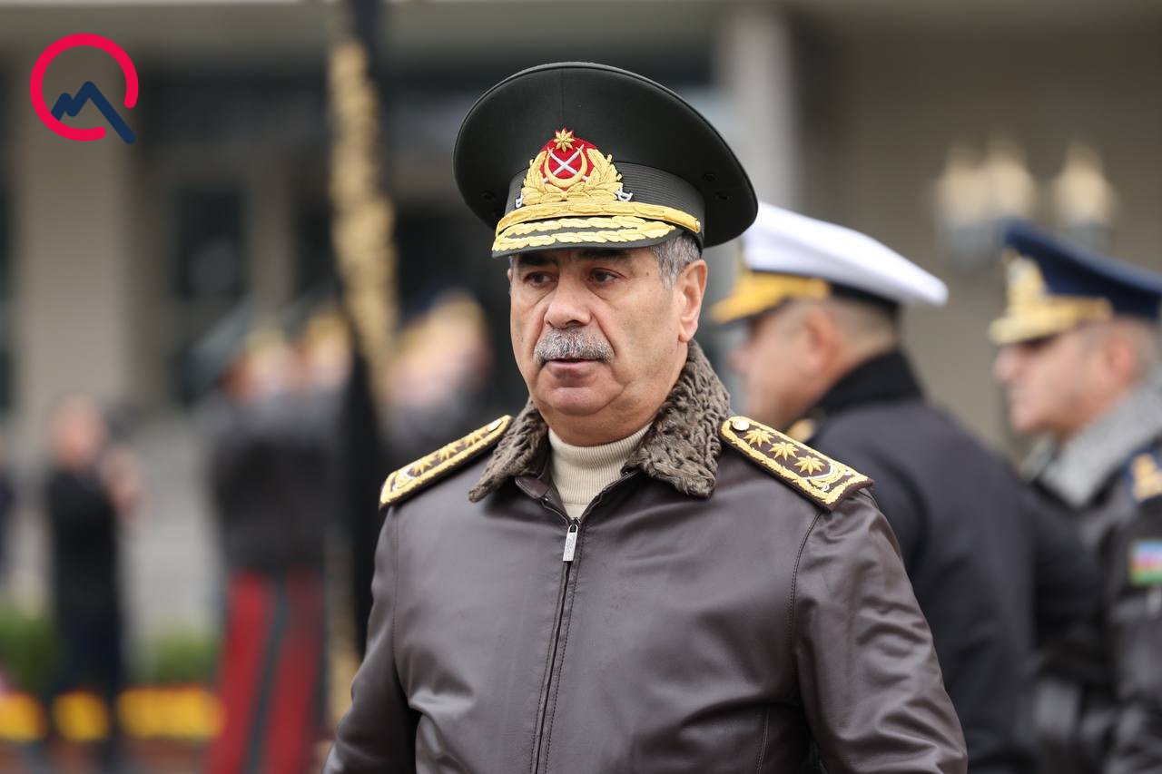 Rəsmilər Xocalı soyqırımı abidəsini ziyarət etdi