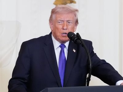 Tramp: "Fransa İranla bağlı əla iş görüb, amma Britaniya kömək etmək istəməyib"