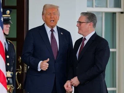 Böyük Britaniya Trampın onu növbəti fəlakətli hərbi avantüraya sürükləməsinə imkan verməməlidir.