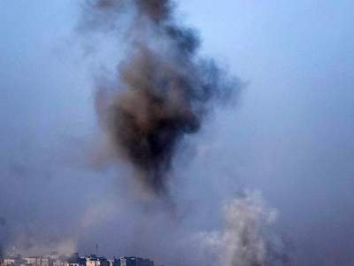 Bəhreynin paytaxtı Manamada yenidən partlayış səsləri eşidilib.