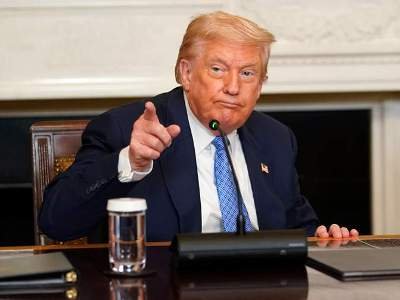 Tramp müttəfiqlərinə qarşı sərt açıqlamalar səsləndirib