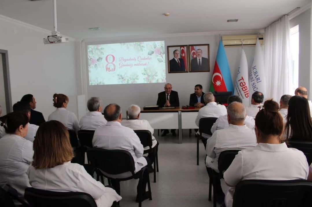 Kürdəmir Rayon Mərkəzi Xəstəxanasında 8 Mart – Beynəlxalq Qadınlar Günü münasibətilə tədbir keçirilib.