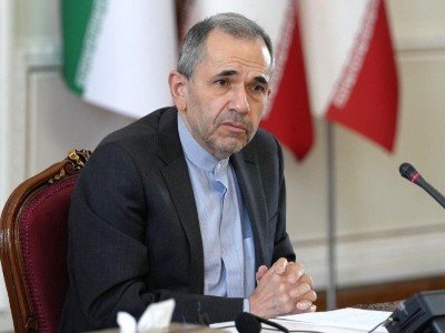 İran bəzi ölkələrin gəmilərinə Hörmüz boğazından keçməyə icazə verib