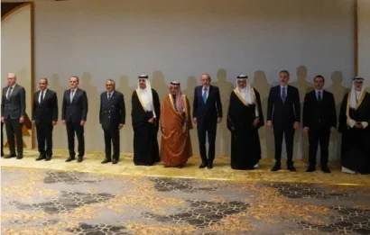 Türkiyə və ərəb ölkələri ABŞ və İsrailin İrana qarşı müharibəsini legitimləşdirir