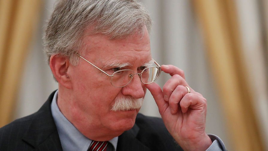 Con Bolton: ABŞ Rusiya və Çini İrana dəstəyi dayandırmağa çağırmalıdır