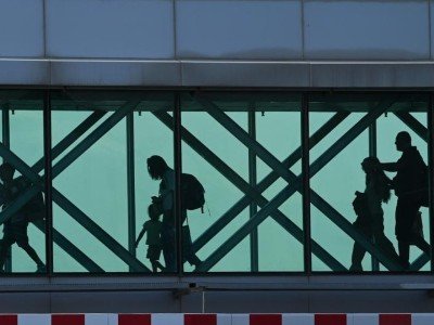 2025-ci ildə Ermənistandan hava yolu ilə gedənlərin sayı gələnlərdən yenə çox olub