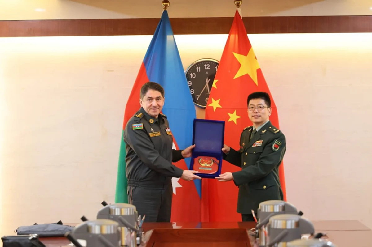 Müdafiə Nazirliyinin nümayəndə heyəti Çinə səfər edib