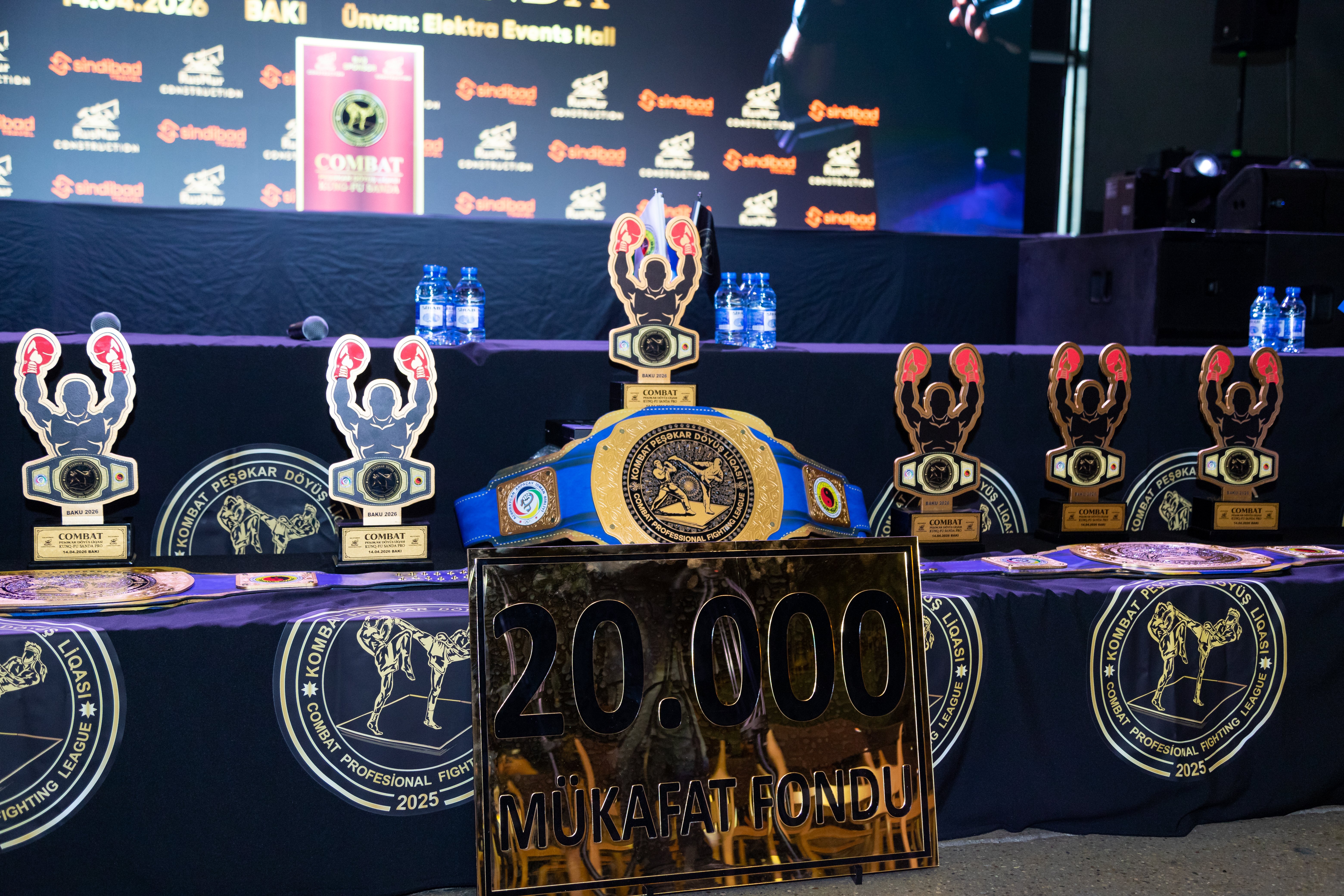 Ölkəmizdə ilk dəfə keçiriləcək “Combat Peşəkar Döyüş Liqası” öncəsi mətbuat konfransı təşkil olunub