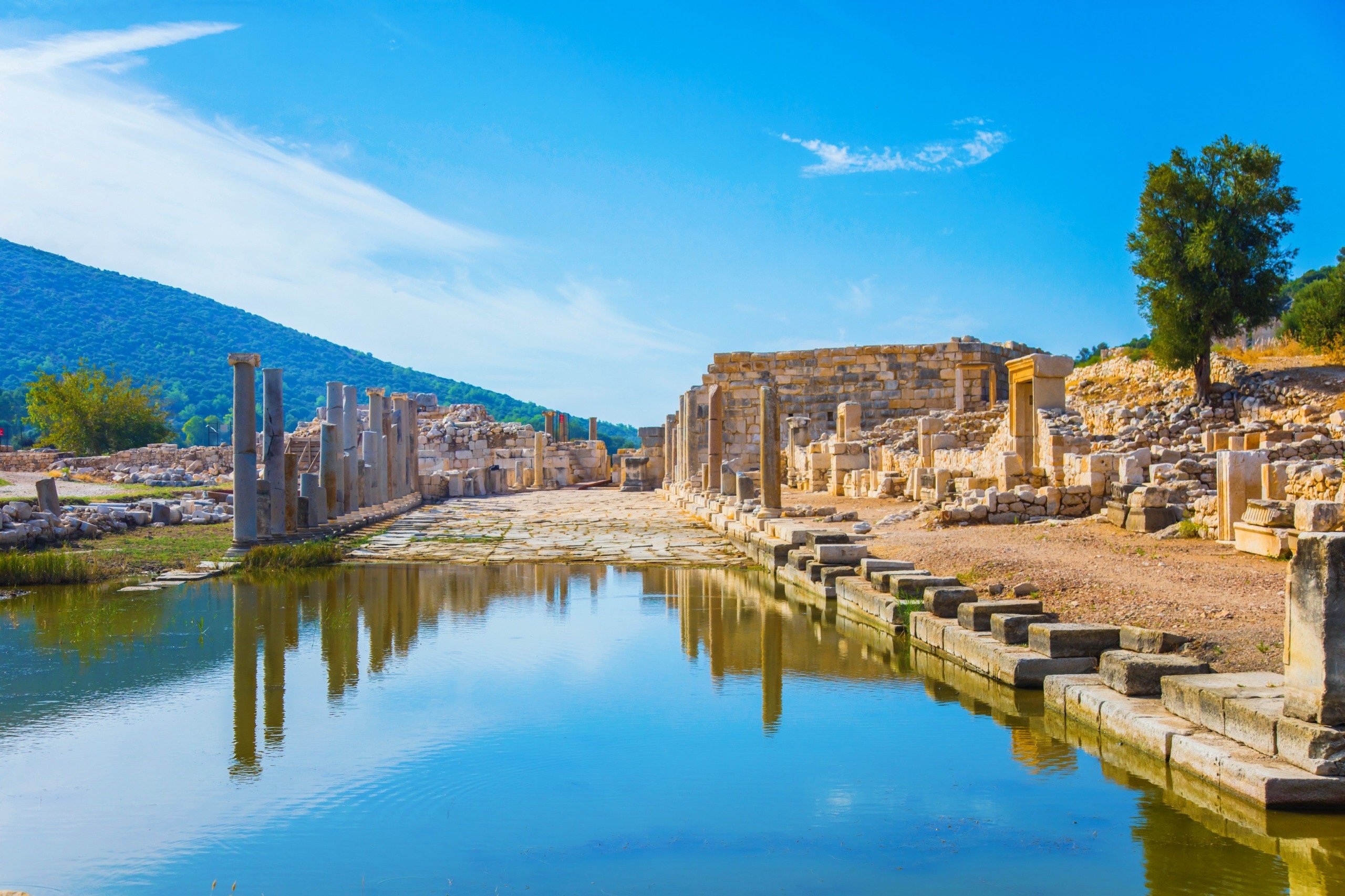 Günəşli sahillər və qədim irs: Antalyanın tarixi panoraması - ÖZƏL