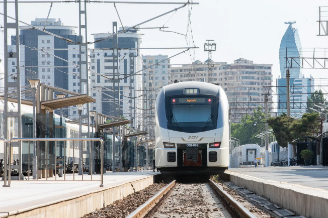 Bakı-Ağdam-Bakı marşrutu üzrə əlavə qatar reysləri təyin edilib 