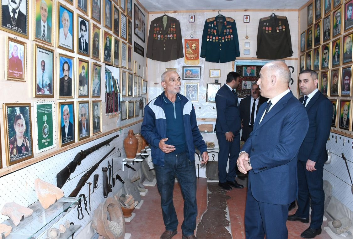 Masallı RİH başçısı Xırmandalı kəndində yerli muzeyi ziyarət edib