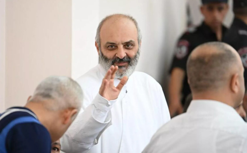 Qalstanyanın həbs müddəti növbəti dəfə uzadıldı