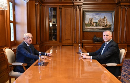 Baş nazir səlahiyyət müddəti başa çatan Gürcüstan səfiri ilə görüşüb 