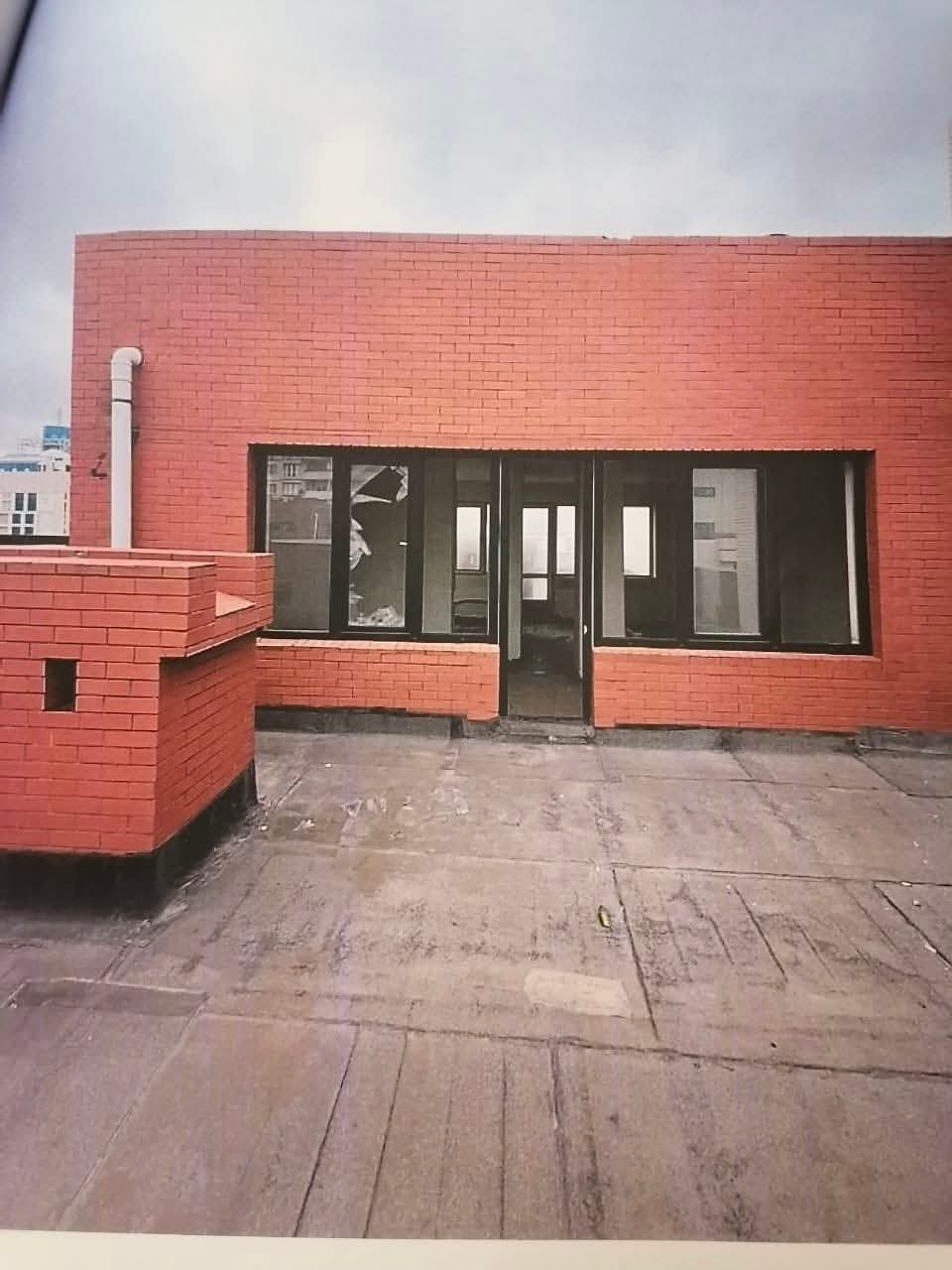 Rice MTK-ya məxsus olduğu bildirilən yaşayış binası balalayır    -  Sakinlər təhlükədən narahatdır