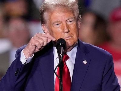 Donald Trump İranın neft infrastrukturu ilə bağlı sərt açıqlama verib.