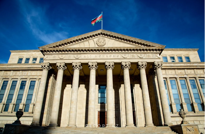 Ali Məhkəmə: İcra mərhələsində vəfat etmiş tərəflərin varisləri eyni tələb üzrə yeni iddia qaldıra bilməz