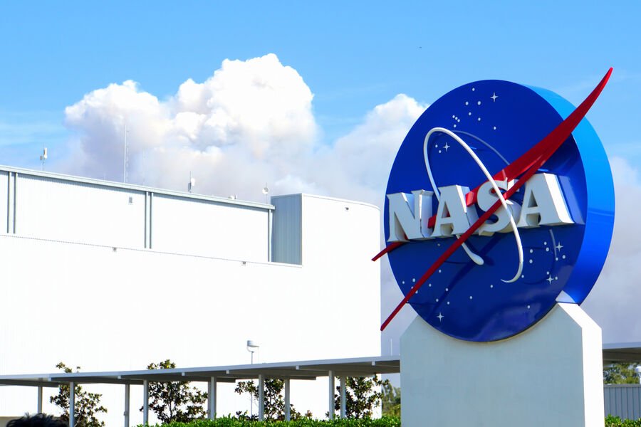 NASA yeni tətbiq təqdim etdi: adınızı Yer landşaftları ilə yaradın