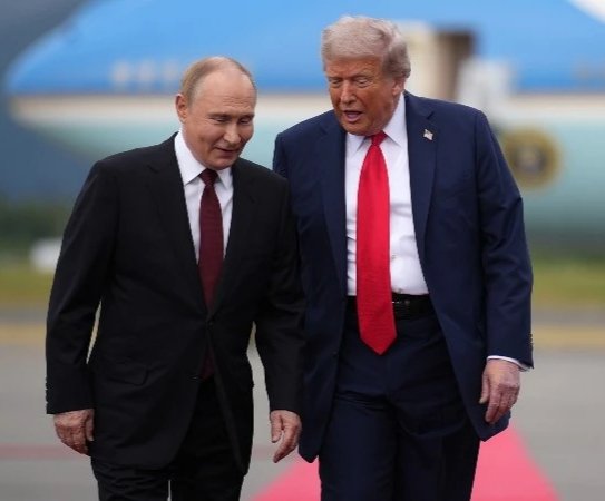 Putin və Tramp Ukrayna, Yaxın Şərq və mümkün atəşkəsi müzakirə edib