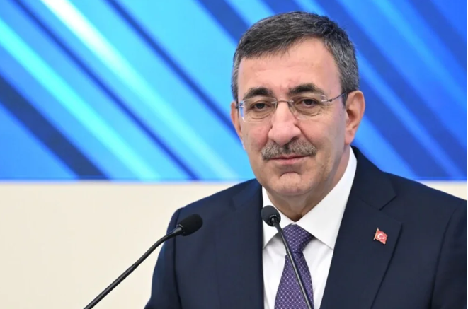 Cevdet Yılmaz: Ermənistanda Türkiyə bayrağının yandırılması narahatlıq doğurur 