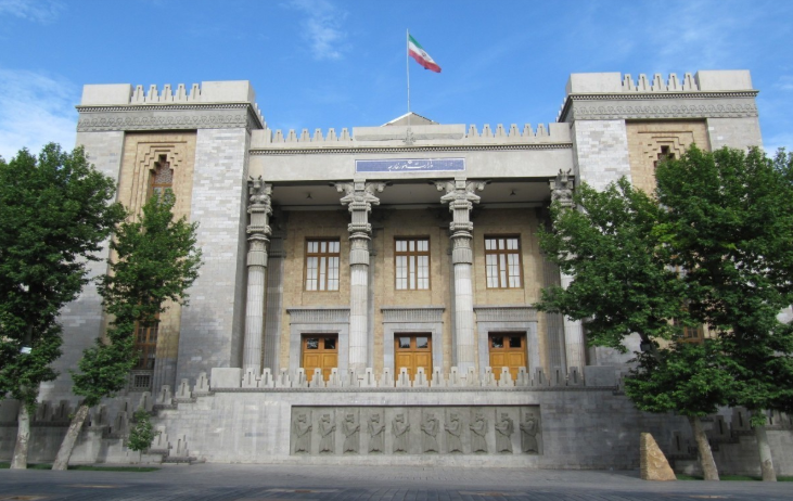 Rəsmi Tehran ABŞ-ın İran tankerlərinə hücumunu pisləyib 