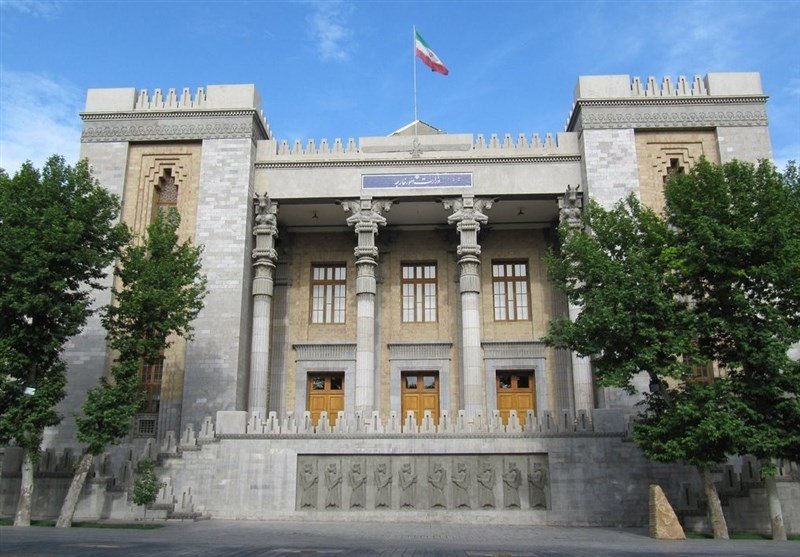 İran Küveytin saxlanılan iranlılarla bağlı mövqeyini pislədi