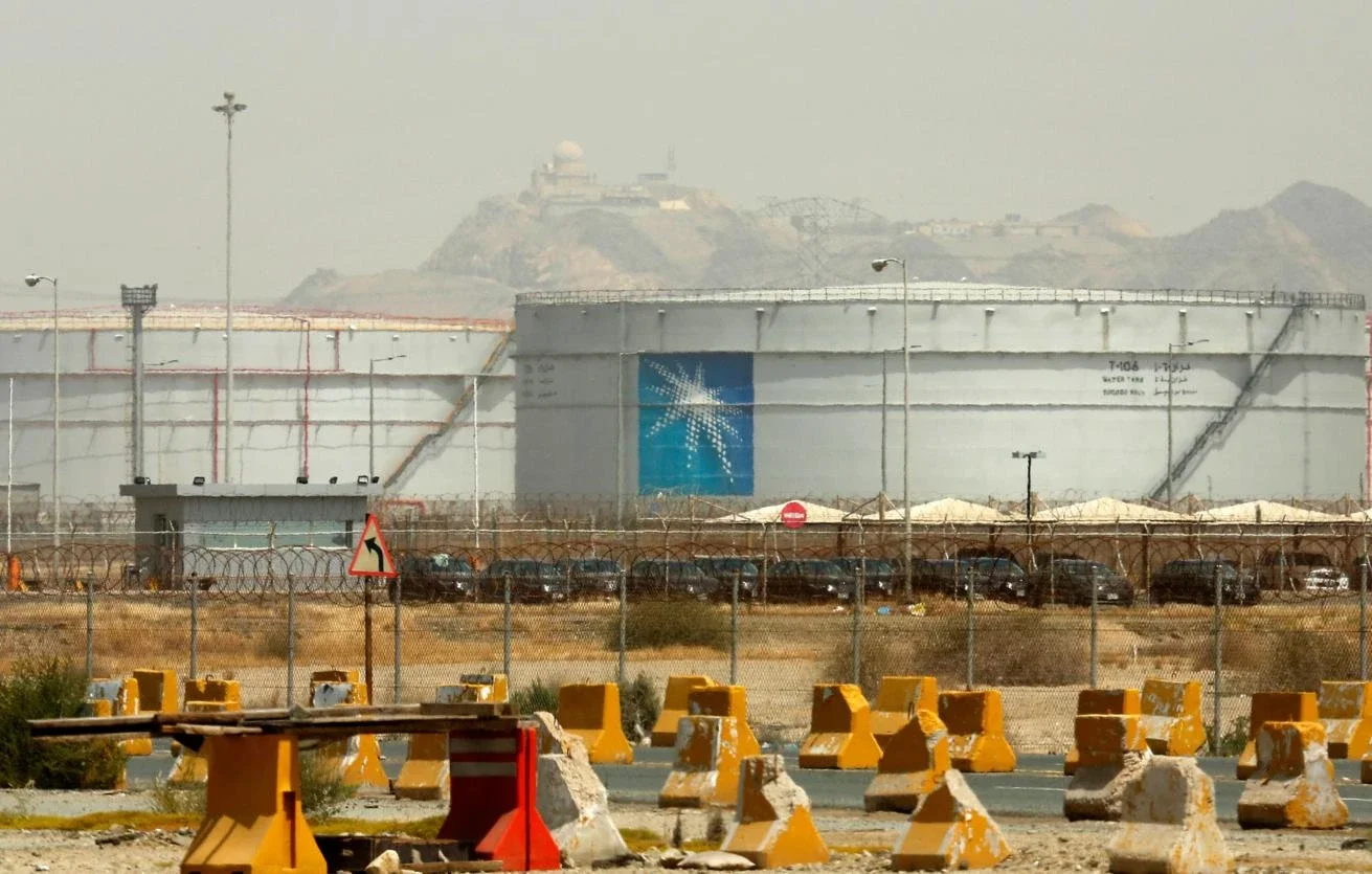 Bloomberg: “Saudi Aramco aktivlərinin bir hissəsinin satışı hesabına 10 milyard dollar cəlb etməyi planlaşdırır”