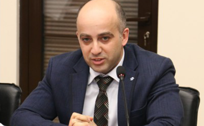 Vəzifəli şəxs vəfat etdi - Foto 