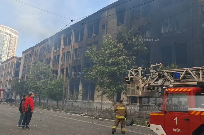 Kiyevə raket hücumu zamanı Azərbaycanın Ukraynadakı səfirliyinə ziyan dəyib