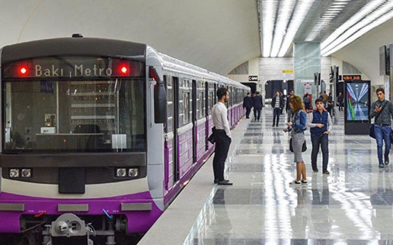 Metronun hərəkət qrafiki dəyişdirilir 