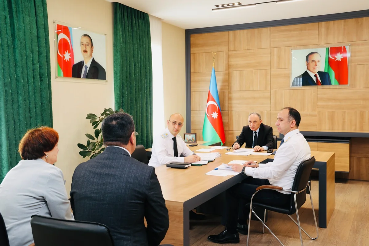 Kamran Əliyev Qaradağ rayonunda vətəndaşları qəbul edib