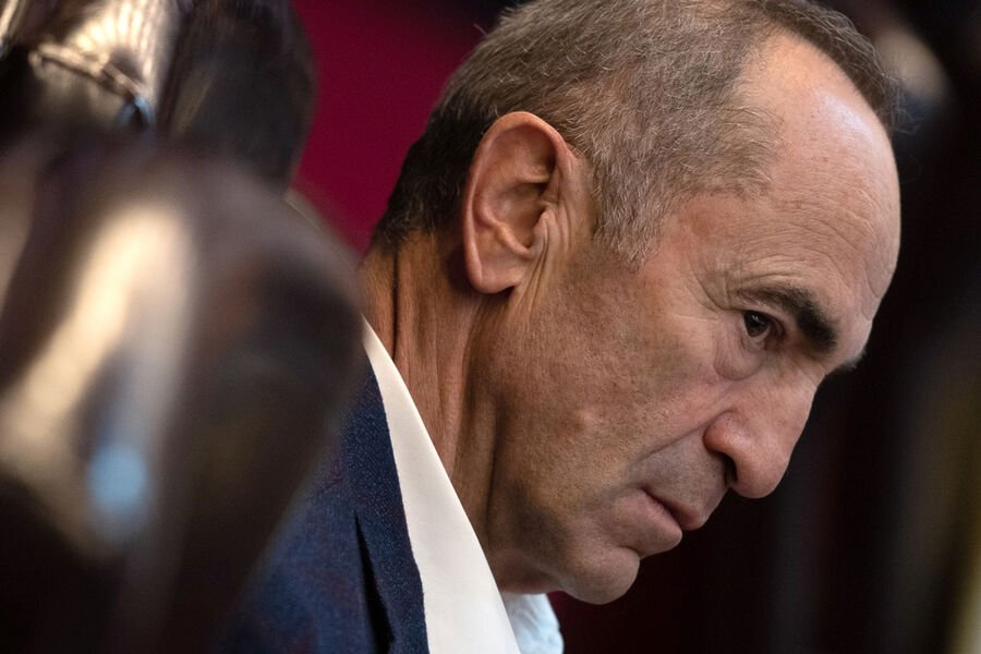 Koçaryandan iynəli sözlər: "Ermənistanı Ukraynanın yolu ilə aparırlar"