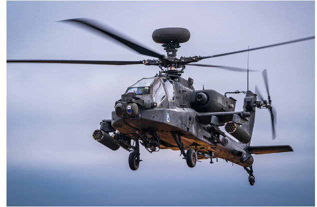 NYT: Hörmüz boğazı ərazisində ABŞ-nin "Apache" zərbə helikopteri qəzaya uğrayıb 