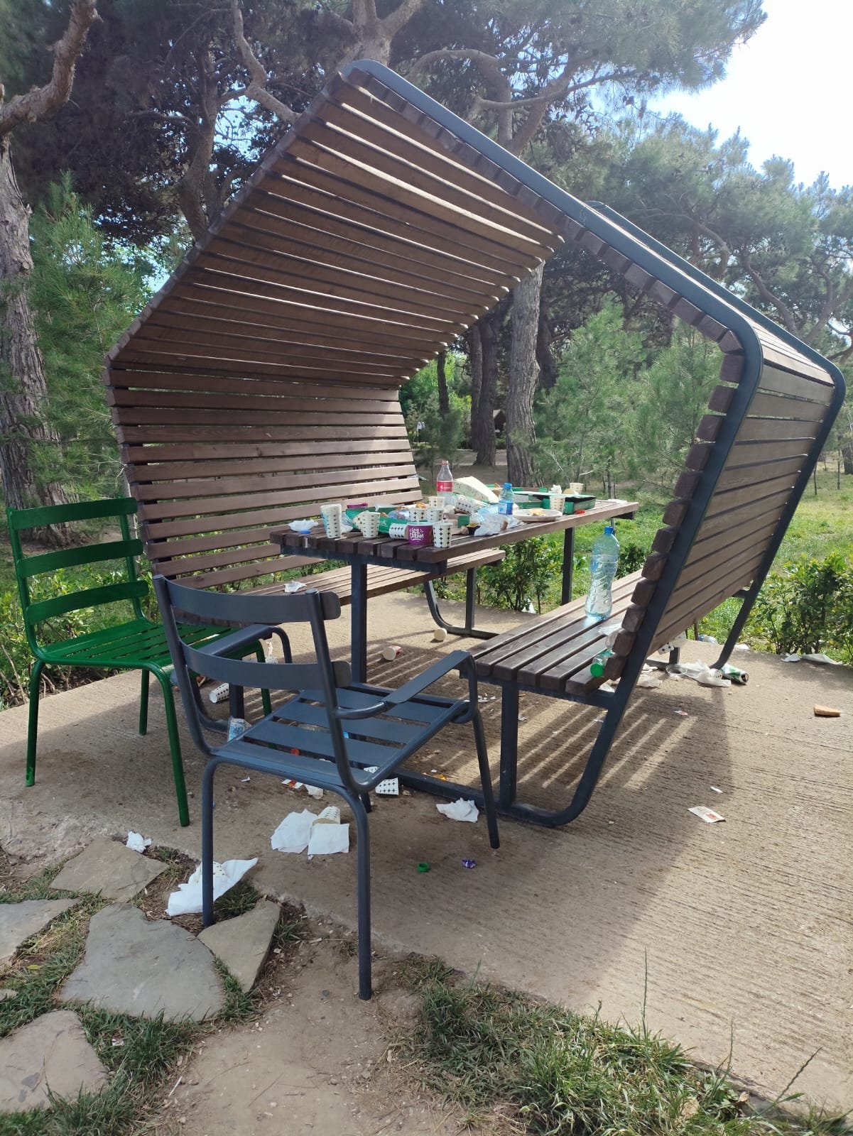Prezidentin açılışını etdiyi park zibil içində: Məsuliyyətsizlik və nəzarətsizlik bir arada