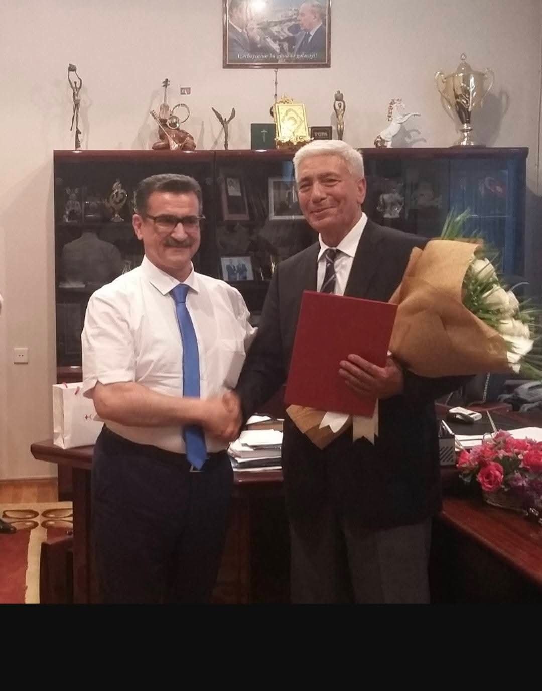 Ömrünü insanlığa həsr edən ziyalı