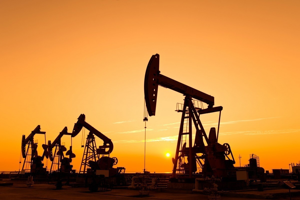 Dünya bazarlarında "WTI" neftinin qiyməti 70 dollardan aşağı enib 
