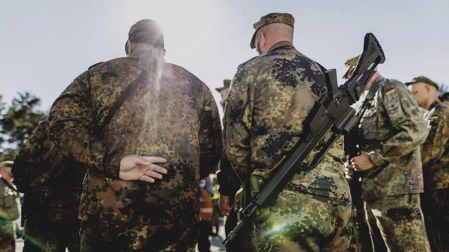 Almaniyada yeni hərbi qeydiyyat qaydaları gözlənilən nəticəni verməyib