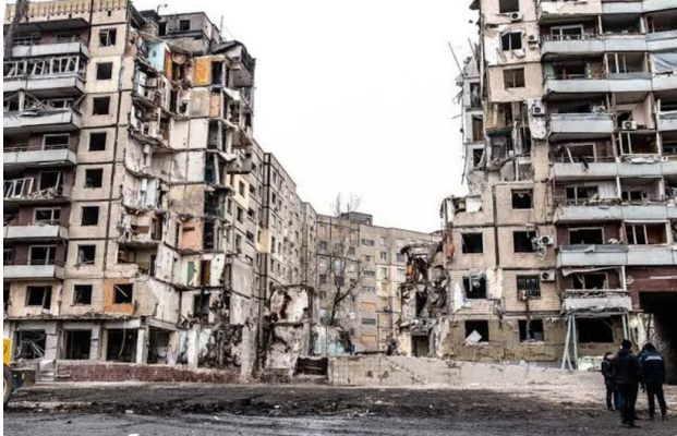 Rusiyanın Dneprə raket hücumu nəticəsində 4 nəfər ölüb 