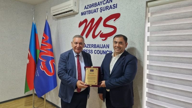 Məhəmmədəli Qəribli 50 illik yubileyi münasibəti ilə təltif edilib