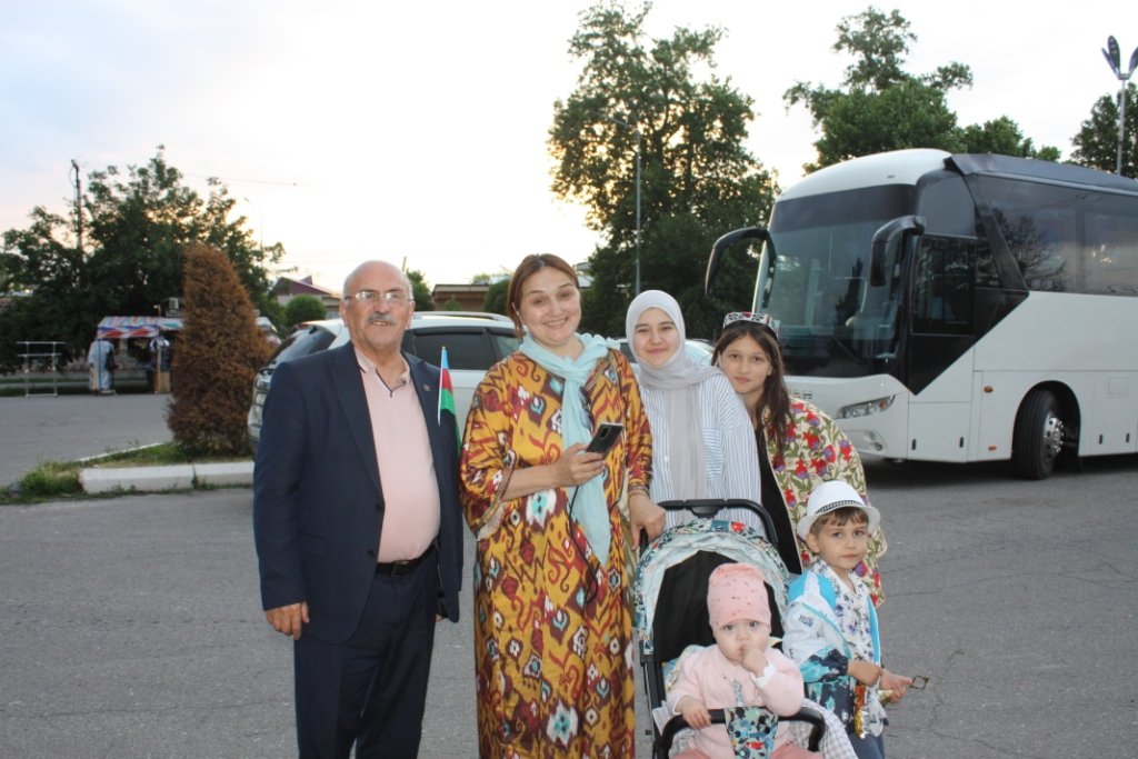 “İsmayıllı Yazarları” Ədəbi-İctimai Birliyinin sədri Özbəkistanın tarixi şəhərlərinə səfər edib