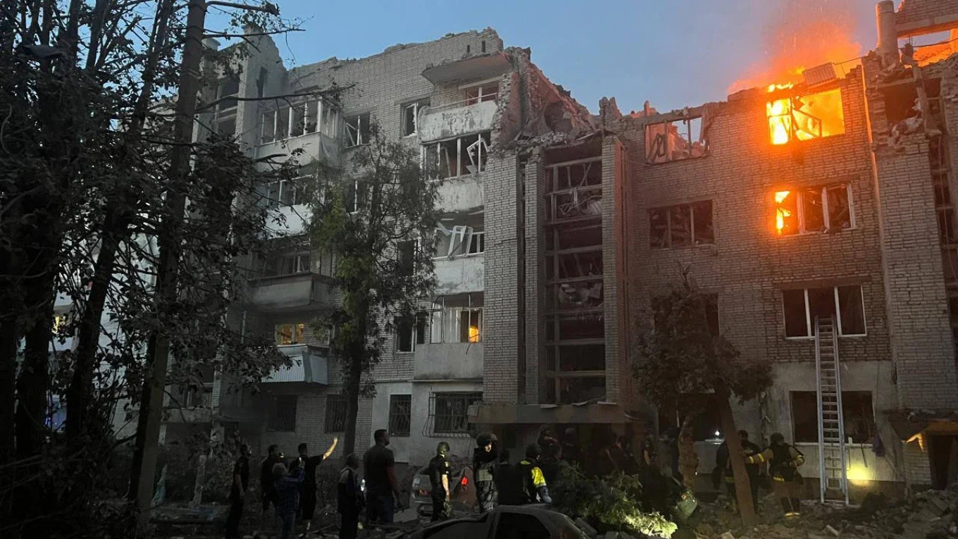 Rusiya Kiyev, Lvov, Dnepropetrovsk və Poltava vilayətlərinə raket və PUA zərbələri endirib: 7 nəfər ölüb, azı 30 nəfər yaralanıb